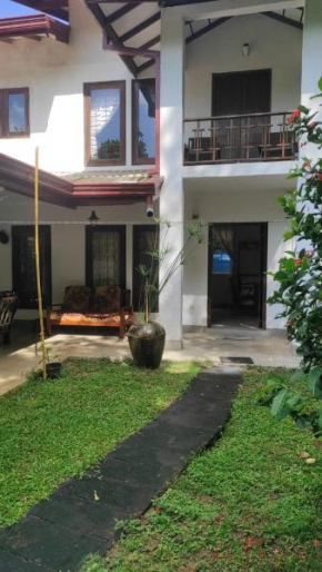 Cozy villa with a garden